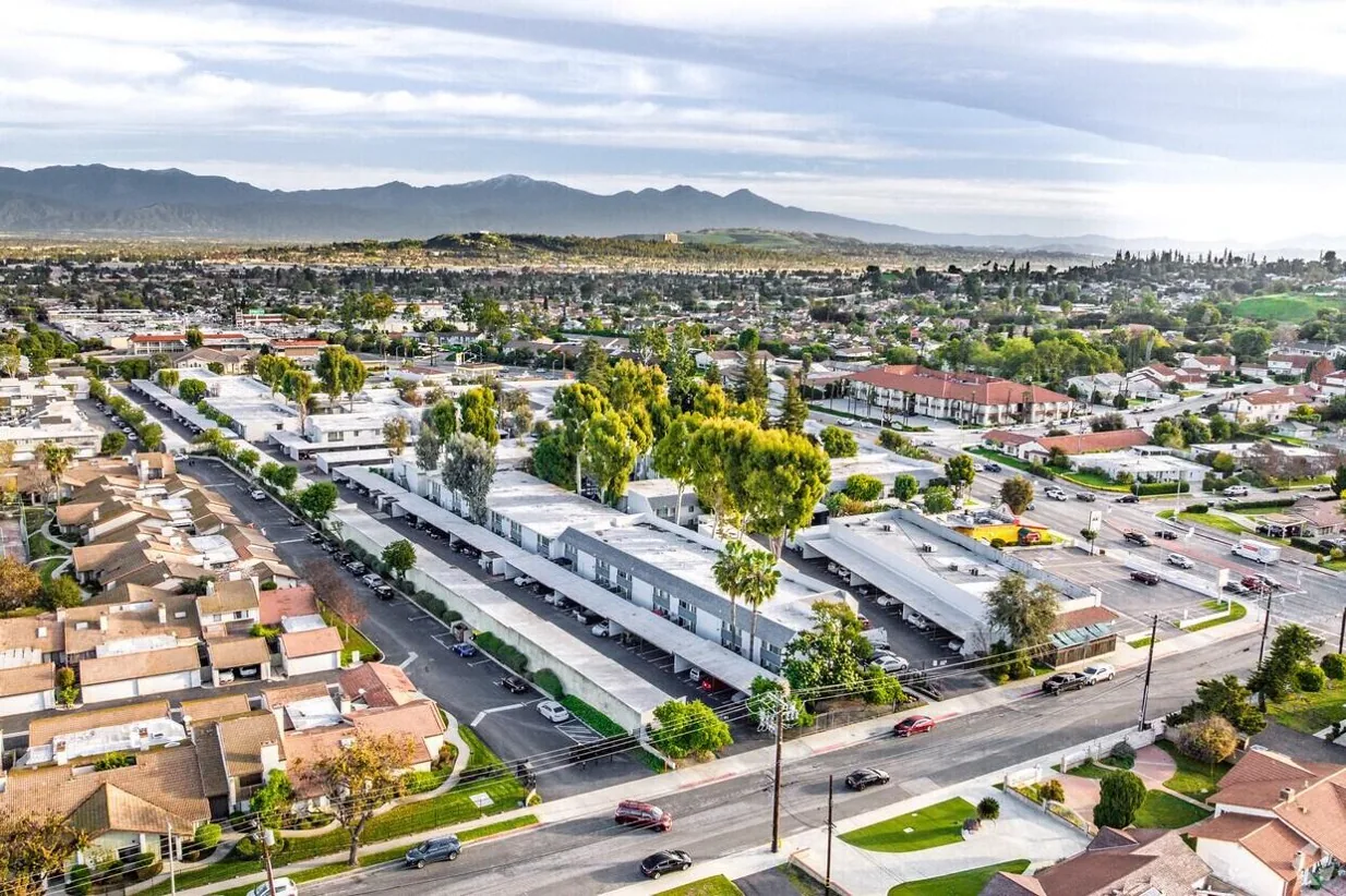 Grocery Store Roofing in Pomona, CA